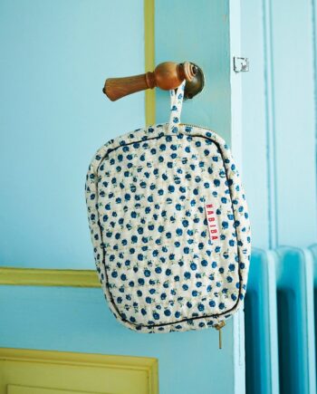 Ny Dawn Seersucker Makeup Clutch - Blå Måne fra Habiba