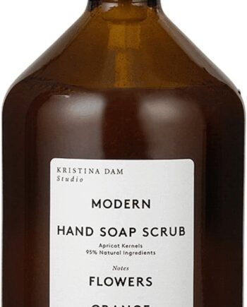 Pink Håndsæbe Kristina Dam Modern Eksfolierende Brun Abrikoskerner Aloe Vera Pomelo Frisk Duft Blomster Appelsin Salvie - Kristina Dam Beautylife  - 5701566500106